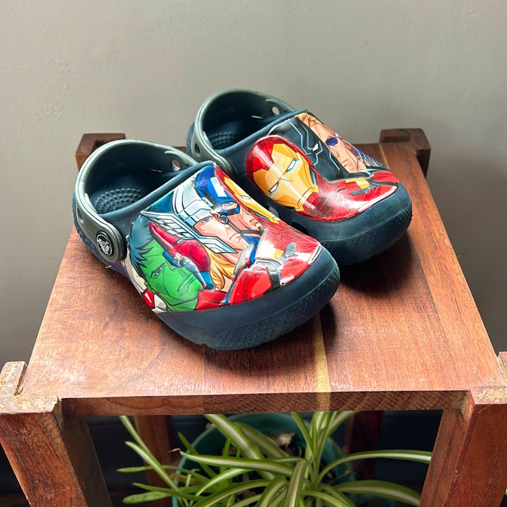 CROCS Avengers size 8 toddler.